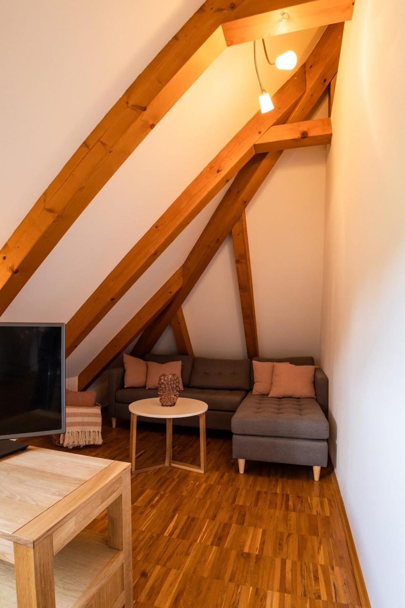 Вилла Weingut Haus Steinbach Радебойль Номер фото