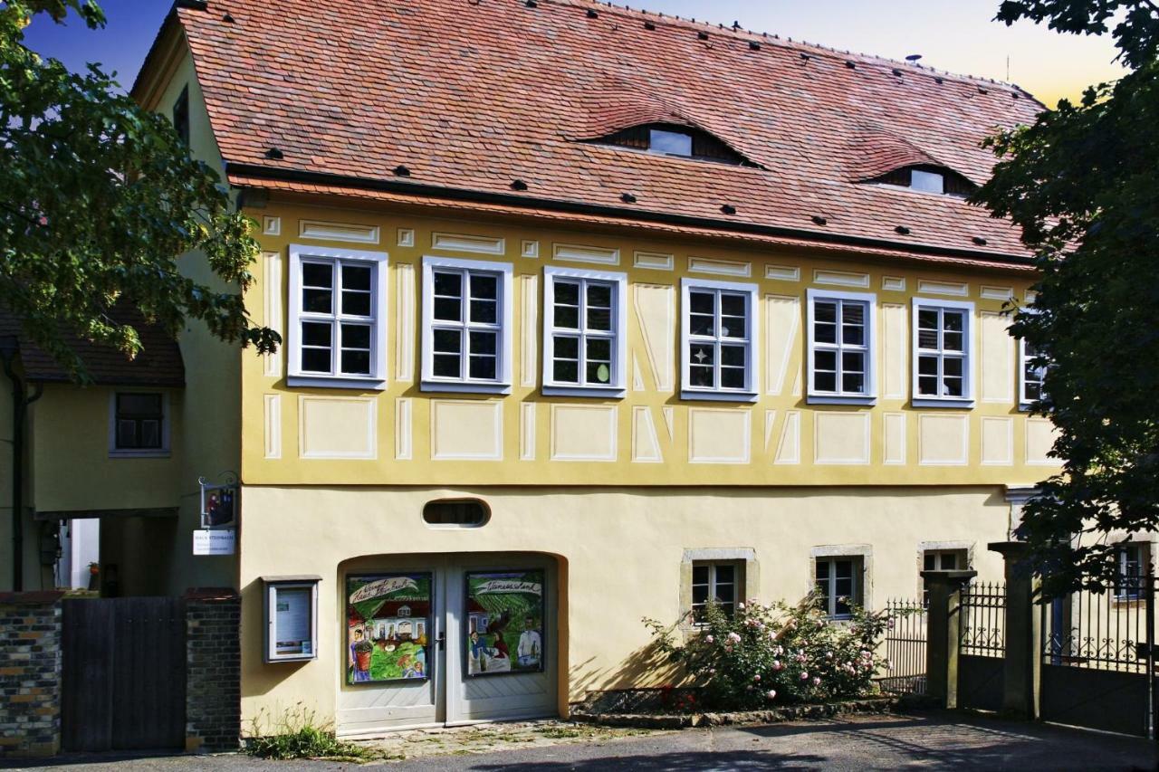 Вилла Weingut Haus Steinbach Радебойль Экстерьер фото